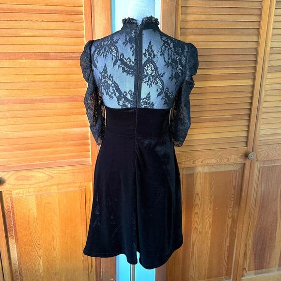 Killstar Gothic Victorian Lolita Black Velvet & Lace Window Mini Dress S - Picture 5 of 6